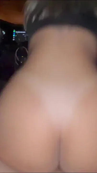 I shot my cum inside this bitch in the car Clip 1