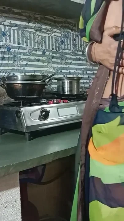 Hot Indian Desi Bhabhi Fucked Hard by Her Devar in Kitchen with Hindi Dirty Audio 3