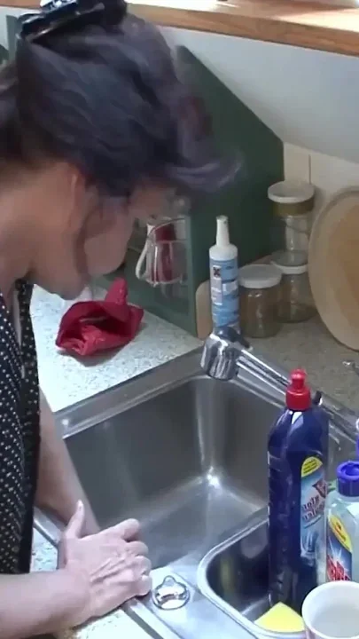 Cock-hungry Granny Gets Fucked Hard and Uninhibitedly After Cleaning Until Her