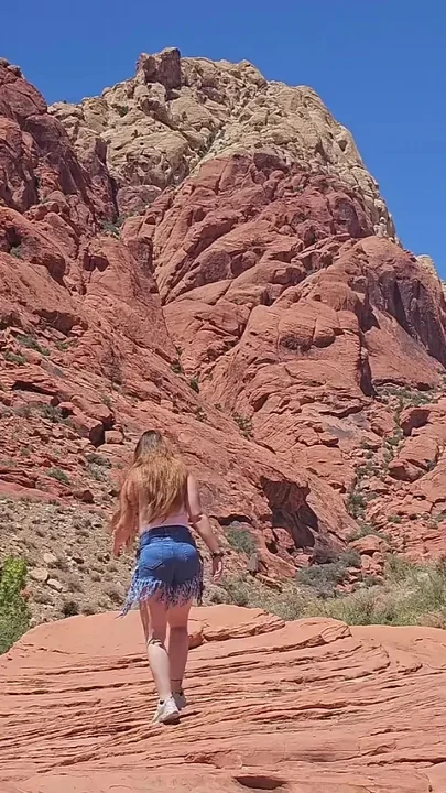 Behind the Scenes Photo Shoot - Ashley at Red Rock Canyon
