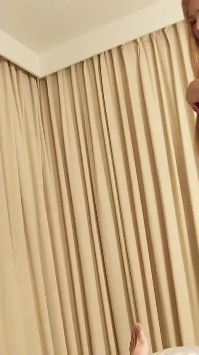 Arty Jerks Her Cock off with Her Lovers at the Same Time