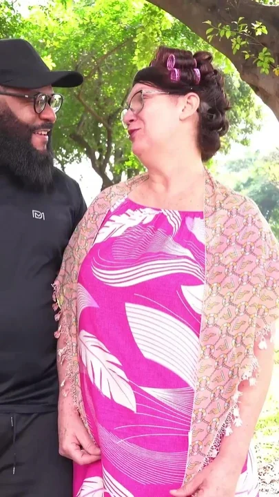 BBW Mature Gets Her Ass Stretched During a Bus Ride