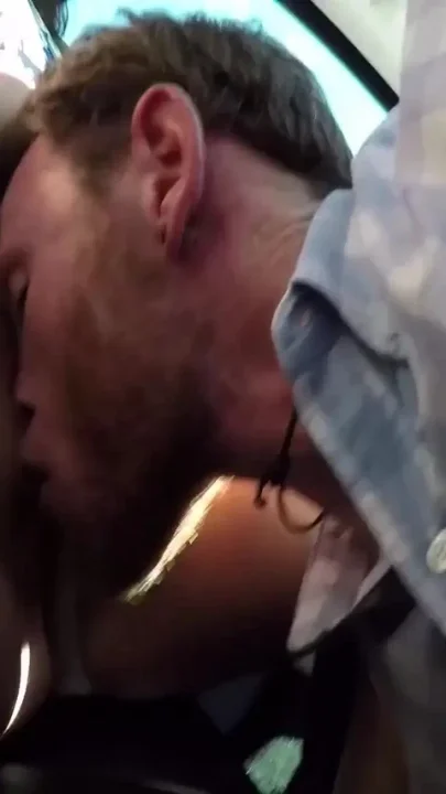 Chubby brunette sucks and gets fucked in car
