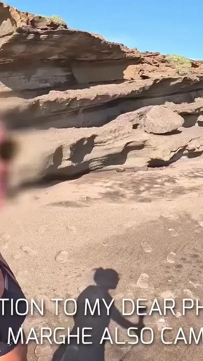 BEACH DICKFLASH FOR TWO GIRLSmy friend Fede goes to the beach with a friend of