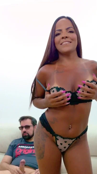 The Tanned Latina Wanted to Give Her Ass and Take Cum in Her Ass Afterwards