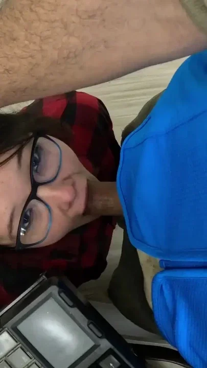 blowing him on the clock better not moan Clip 2