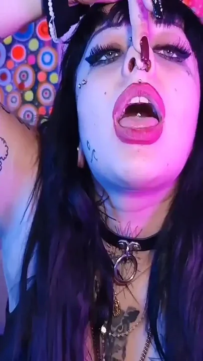 Horny Deedeelove Big Boobs Armpits and Nose Fetish Film