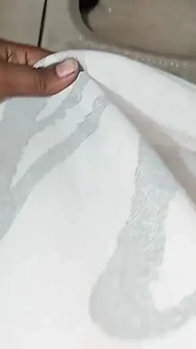 Desi Pissing Video