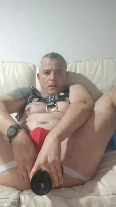 Giving me dildo after a pinchi