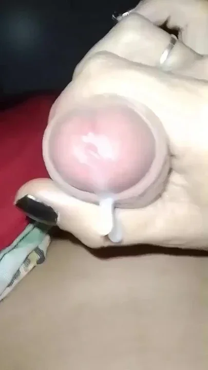 Open your mouth ans swallow all Mommy' cum Clip 3