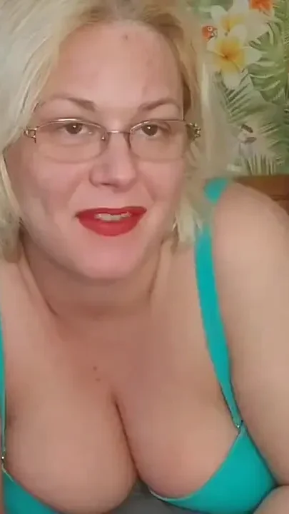 Stepsister thanks stepbrother for save her