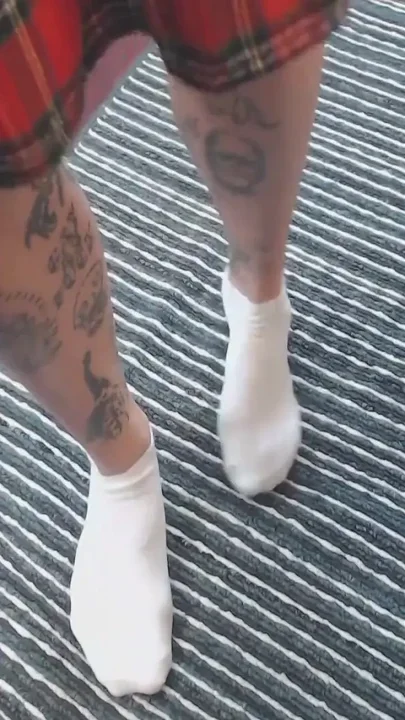 Pretty white ankle socks