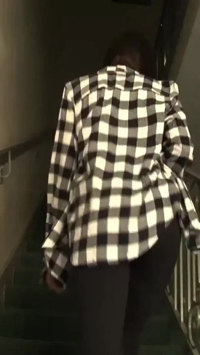 Without the AC the dykes cool down their sweaty bodies by scissoring and using a sex toy