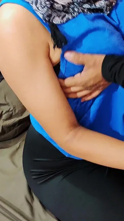 Very Hot and Beautiful Malaysian Chick Pussy Fucking Again