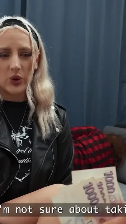 HUNT4K Blondie Fucks a Stranger While Her Boyfriend Relax Clip 2