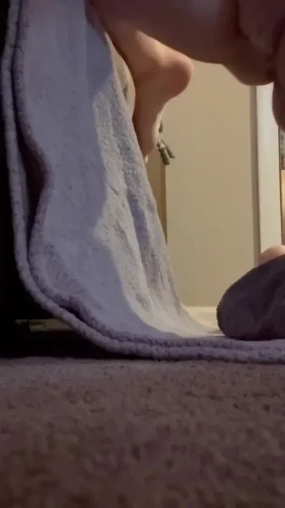 I pee like a dog and then on my back Clip 1