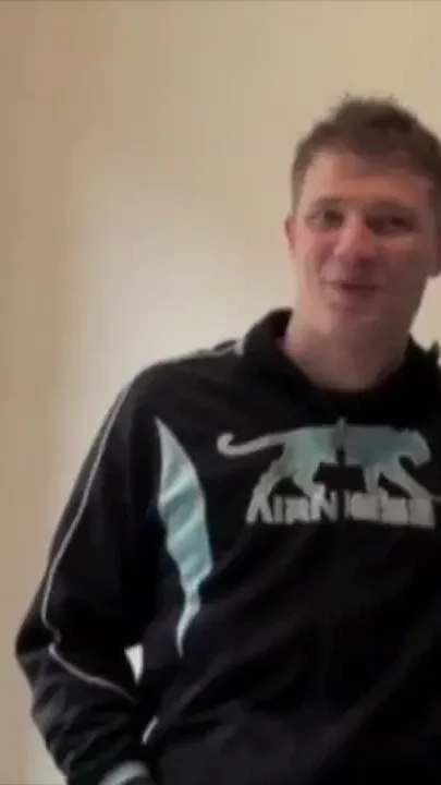 Twink fucked by the XXL cock o sexy top blond boy