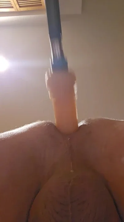 Solomo cumming all over