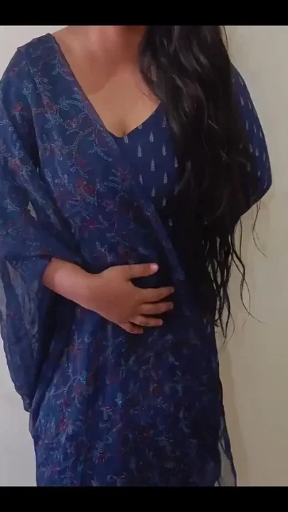 Hot Indian Muslim Girl Fucking with Stepbrother and He Was First Time Fuck