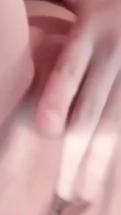 Horny Hot Babe Masturbating While Everyone Is Occupied