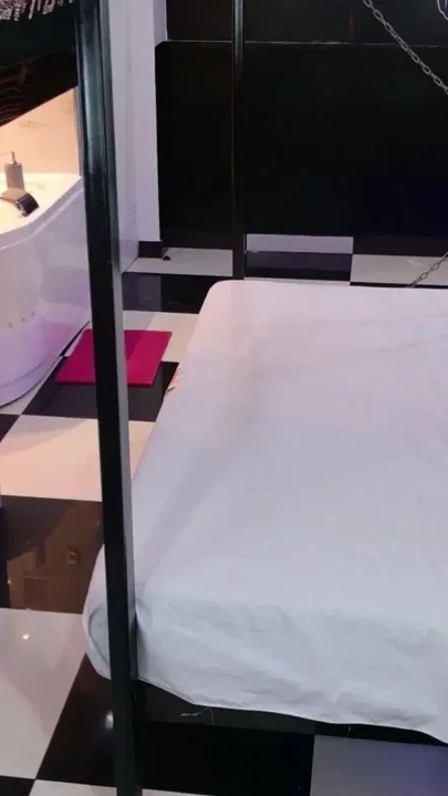 Threesome with two Mexican men and a Latina MILF fucked in front of her husband Clip 2