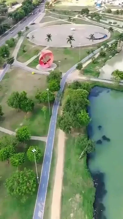 Agatha Breastfeeds in Sex in the Park with Torn Pants