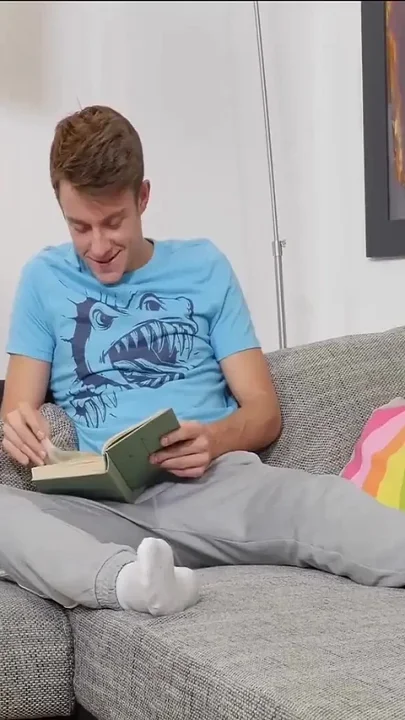 Bringmeaboy Is Daddy Relaxed
