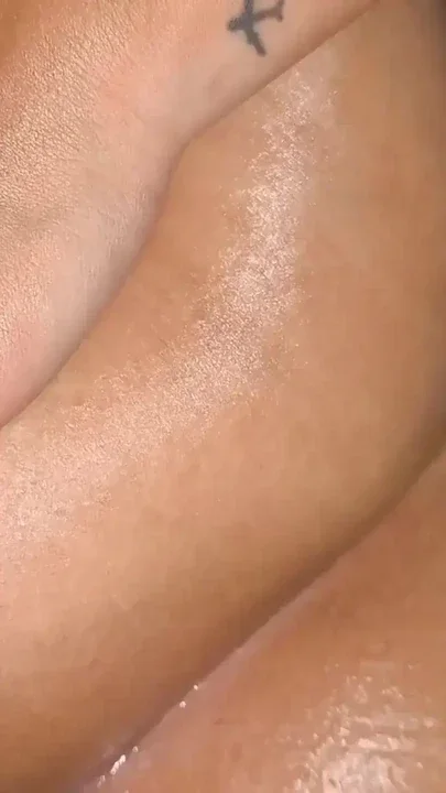 NEIGHBOR LIKES TO WEAR SHORT PAJAMAS TO TURN ME ON Clip 2