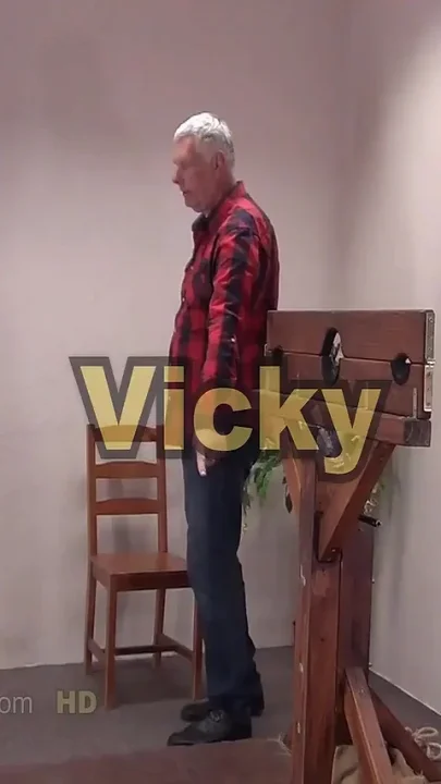 Vicky Ass Whipping 33233