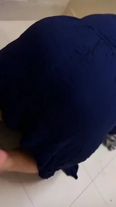 Big Ass Without Pant Hot Arab Stepmom Stuck Under Bed
