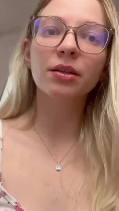 You are an incompetent cuckold - ASMR roleplay Clip 1