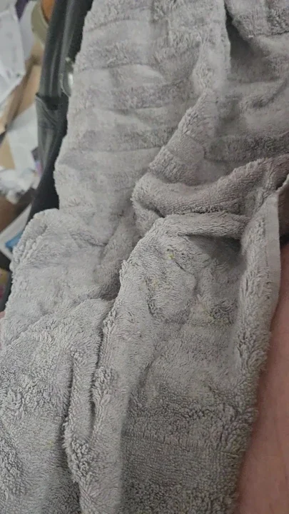 Quick and urgent wank