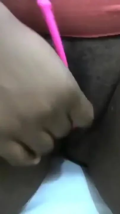 Amateur Black Girl Rubs Clit with Vibrator Until Coming Multiple Times