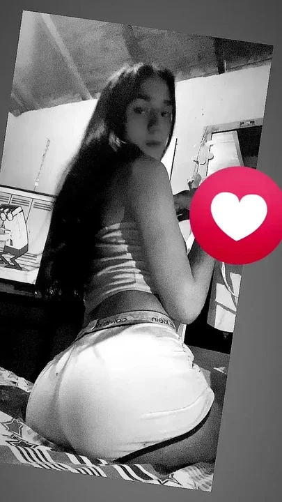 Trans from Medellin tight ass for a very embarrassing man to enjoy it how rich