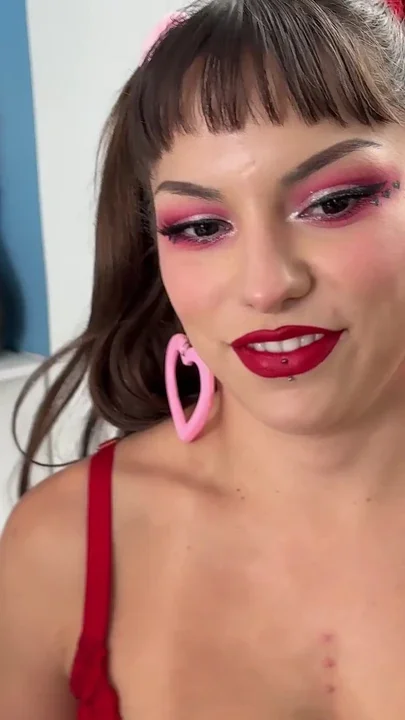 Big Titty Babe Dakota Quinn Cums All Over Jmac's Big Dick