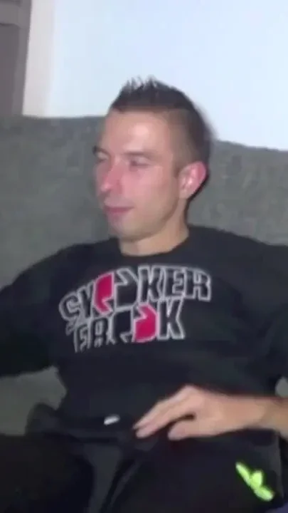 Fabien fucked bareback by 2 sneakers boys dominant