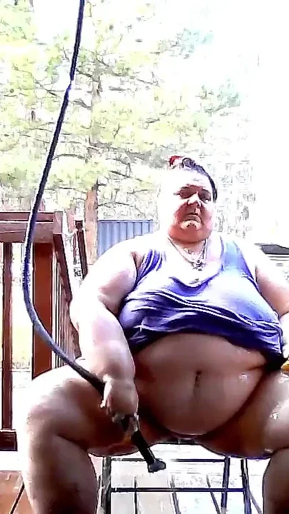 1 more full shower in the hose pt 2 Clip 2