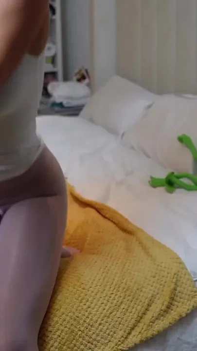 Latina's Plushy Surprise Kermit's Tight Frogtie Crotchrope and Otm Gag Adventure fullhd