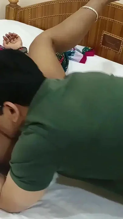 Delhi Sexy Wife Ankita Hot Romantic Masti Sex in Saree with Young Brother in Law