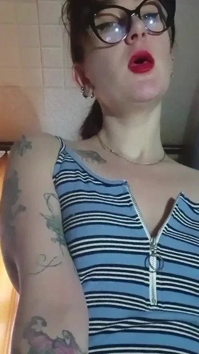 Stepmommy Gives U JOI
