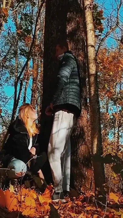 Fucked a Beauty with a Big Ass in the Forest While Walking