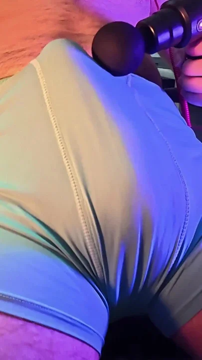 Cumming twice and getting SOAKING wet and creamy Clip 1
