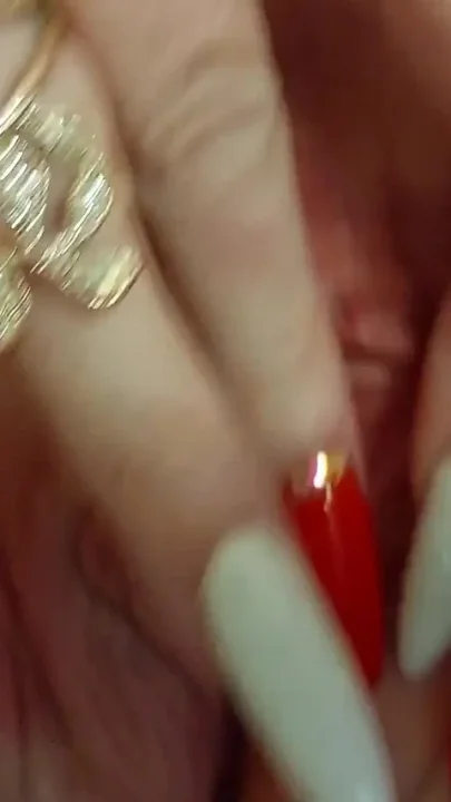 Horny Granny Shows Her Hot Body and Plays with Her Favorite Toys