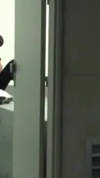 Sexy twink fucked in sneakers by straight scaly lad in jogging