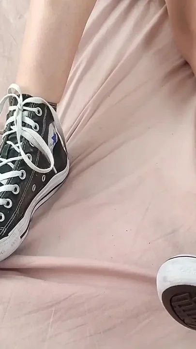 Fetish Cum on My Converse Shoejob