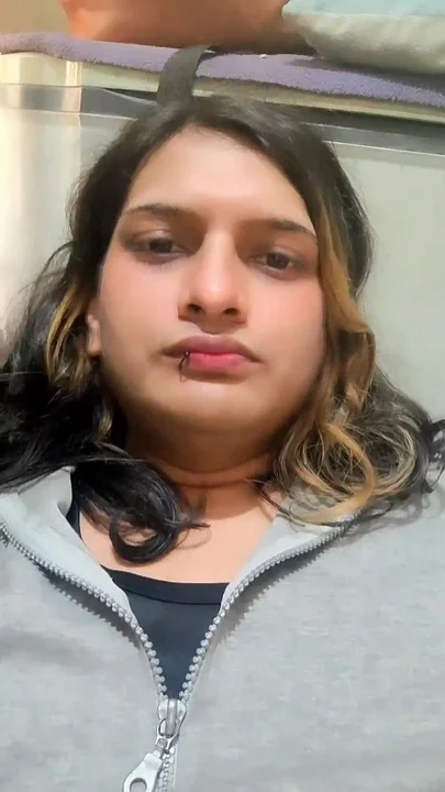 Zoya Shezadi Going to Shower and Wearing Blue Towel and Talking About Myself