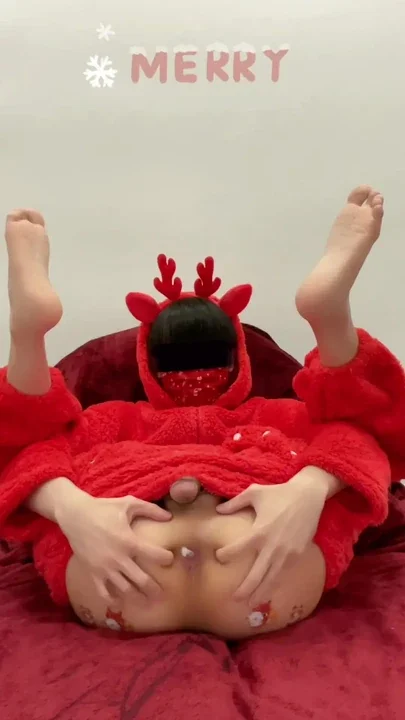 Merry Christmas Butt Squirting Water