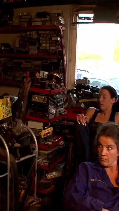 Blowjob at the jankyard and fucking on the hood of the car
