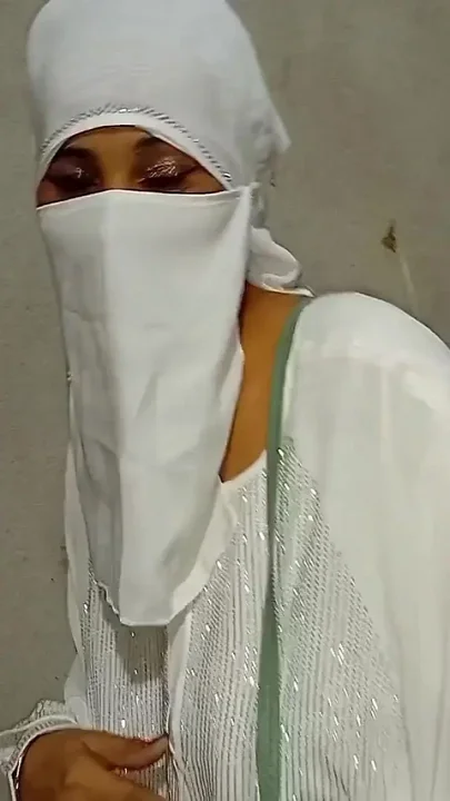 Muslim Girlfriend Came to Meet Me After Long Time