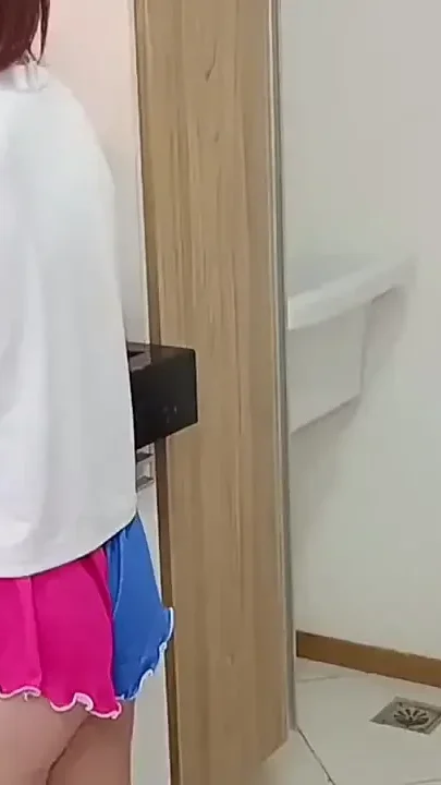 Stepdaughter Was in the Kitchen at Dawn Ready to Fuck